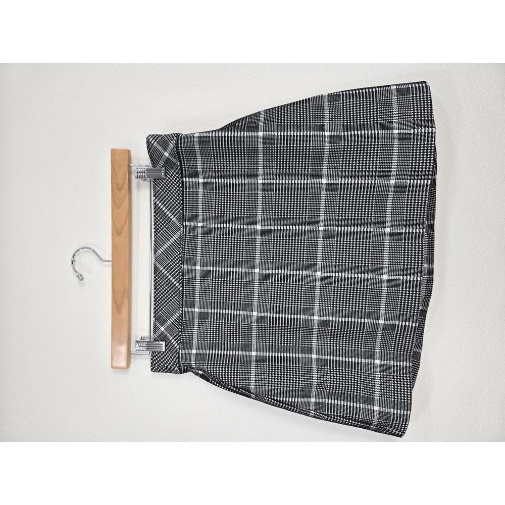 Spanx Women's Plaid Skirt with Built-in Shorts size medium